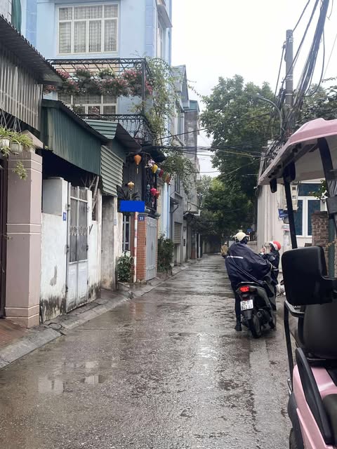 Bán nhà Ngọc Thụy, Long Biên. Ngõ ô tô. 40m2. giá chào 4tỷ có thương lượng